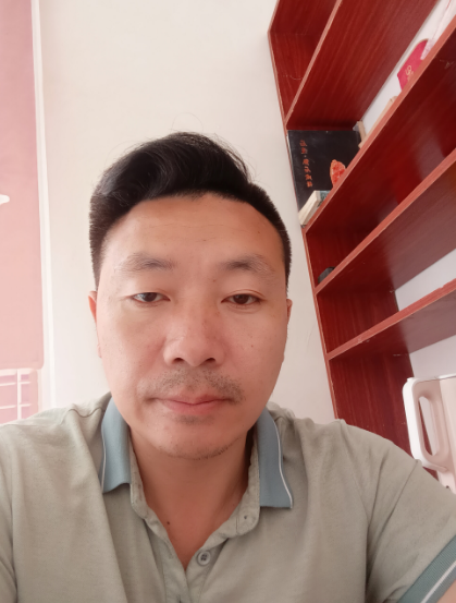 寿山石雕刻师——杨开望